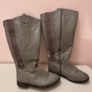 Gray Women’s Zip-Up Knee-High Boots